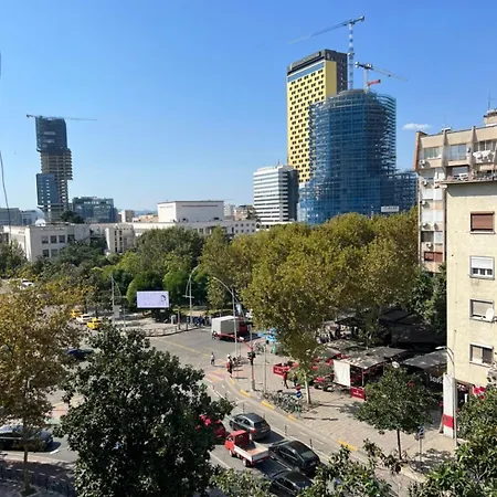 Tirana,studio * Tirana